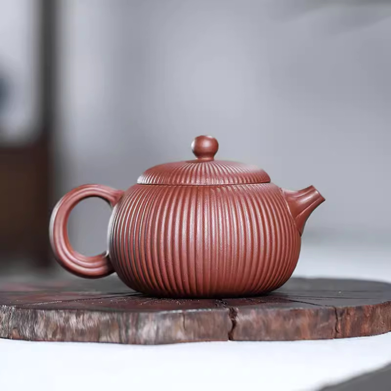 宜興原礦紫砂手工紫紅泥筋紋西施260毫升手工雙層蓋 宜興原礦紫砂手工紫紅泥筋紋西施260毫升手工雙層蓋